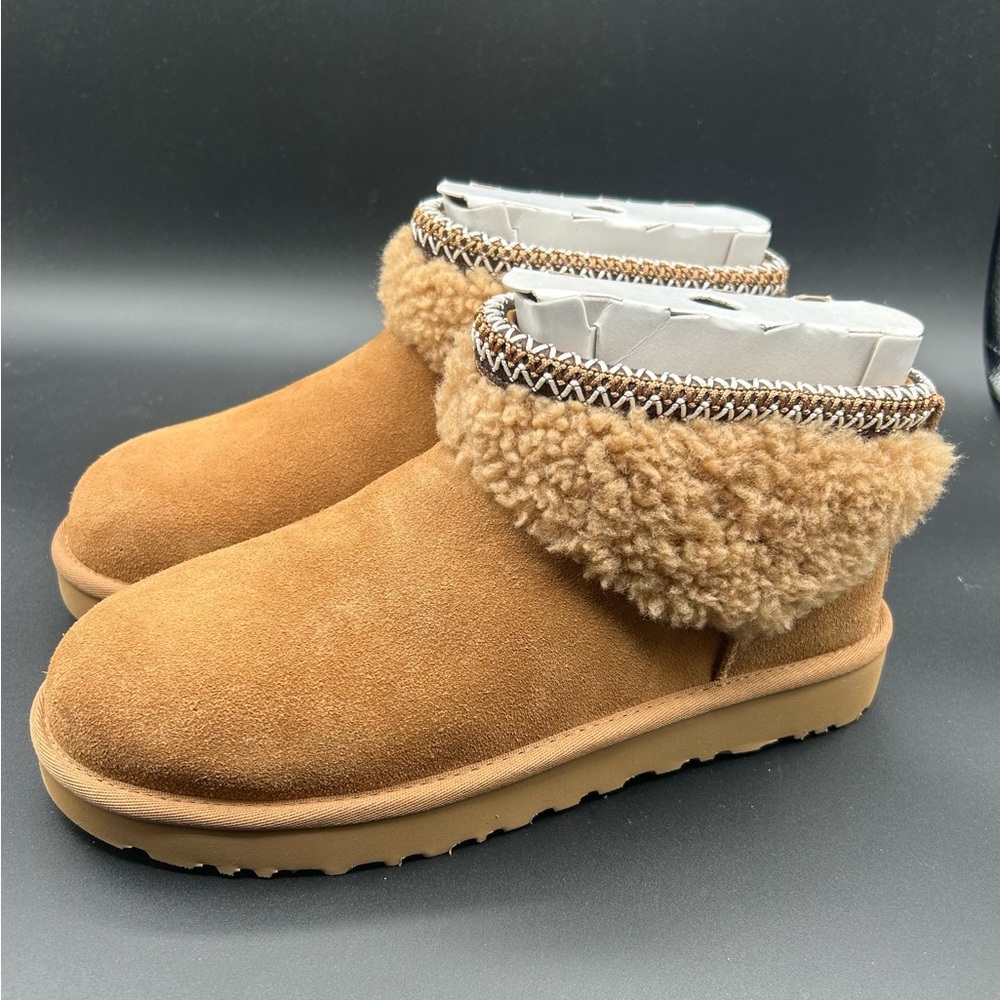 UGG Classic Ultra Mini Maxi Curly Boots Chestnut Size 9, 40 New In Box 1158263